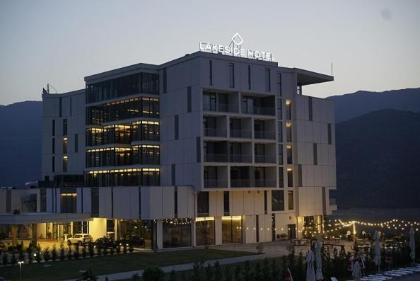 Hotel Lakeside Vermice Exterior photo